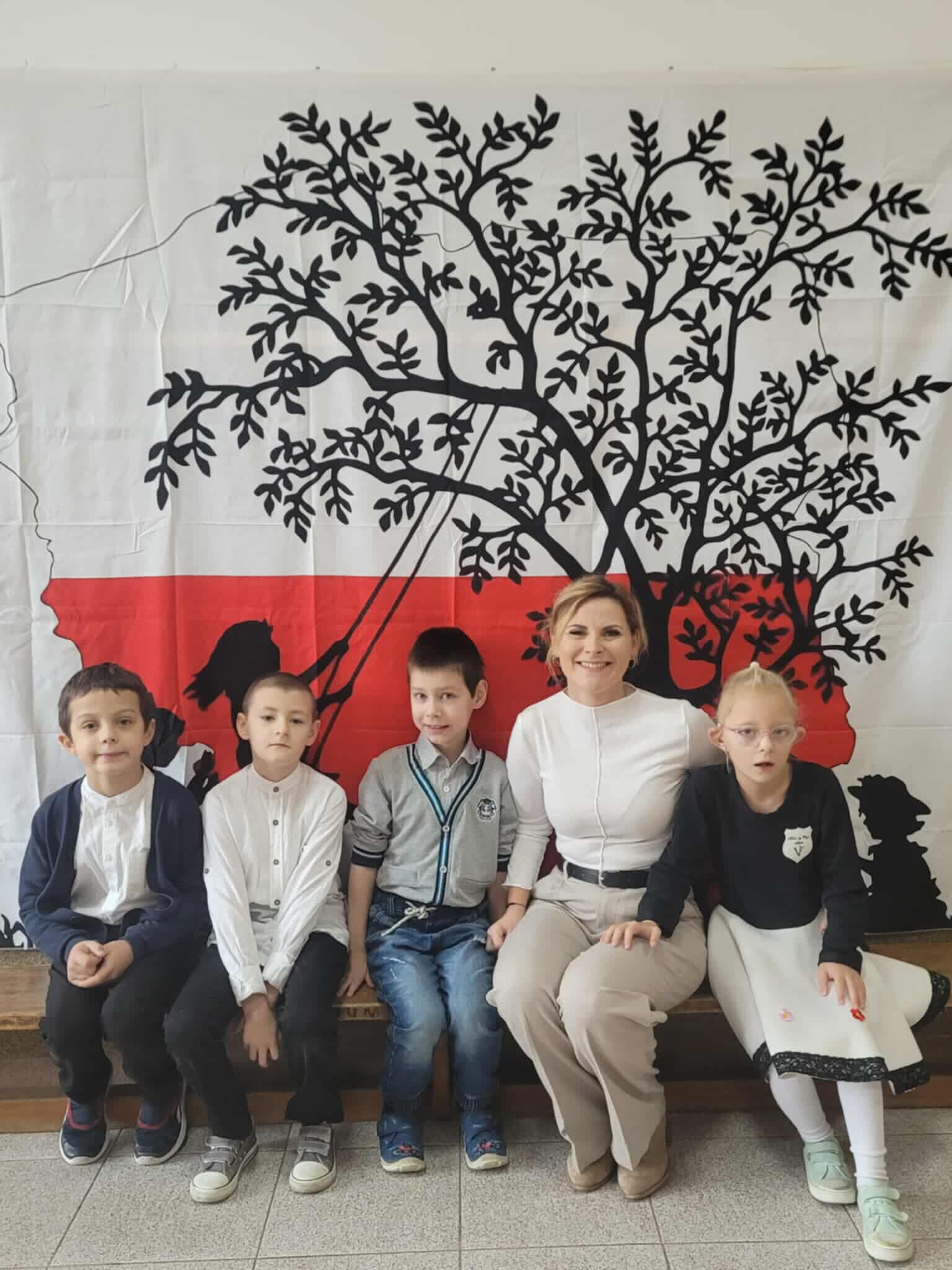 Narodowe Święto Niepodległości w nauczaniu początkowym