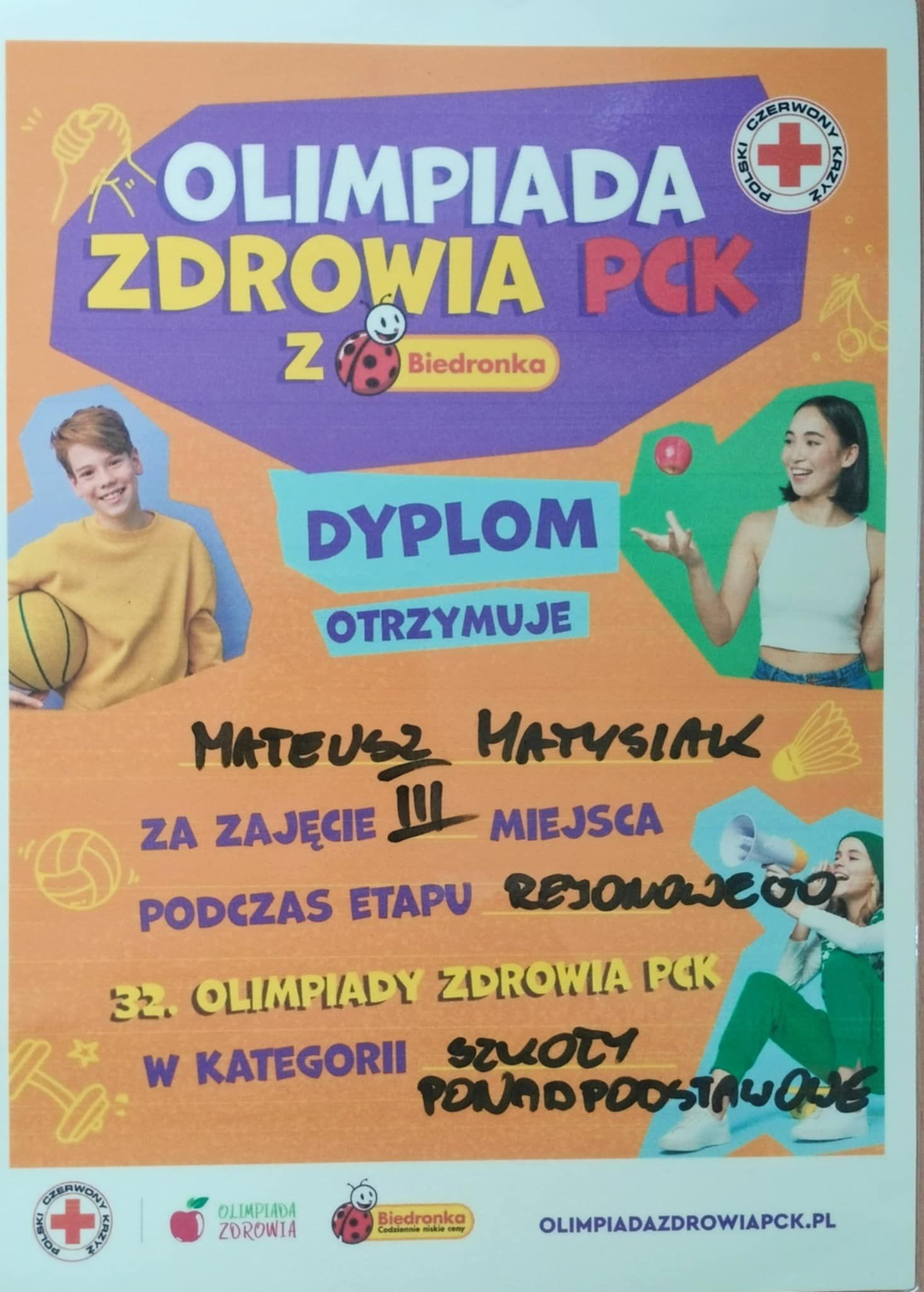 Na obrazku widać dyplom