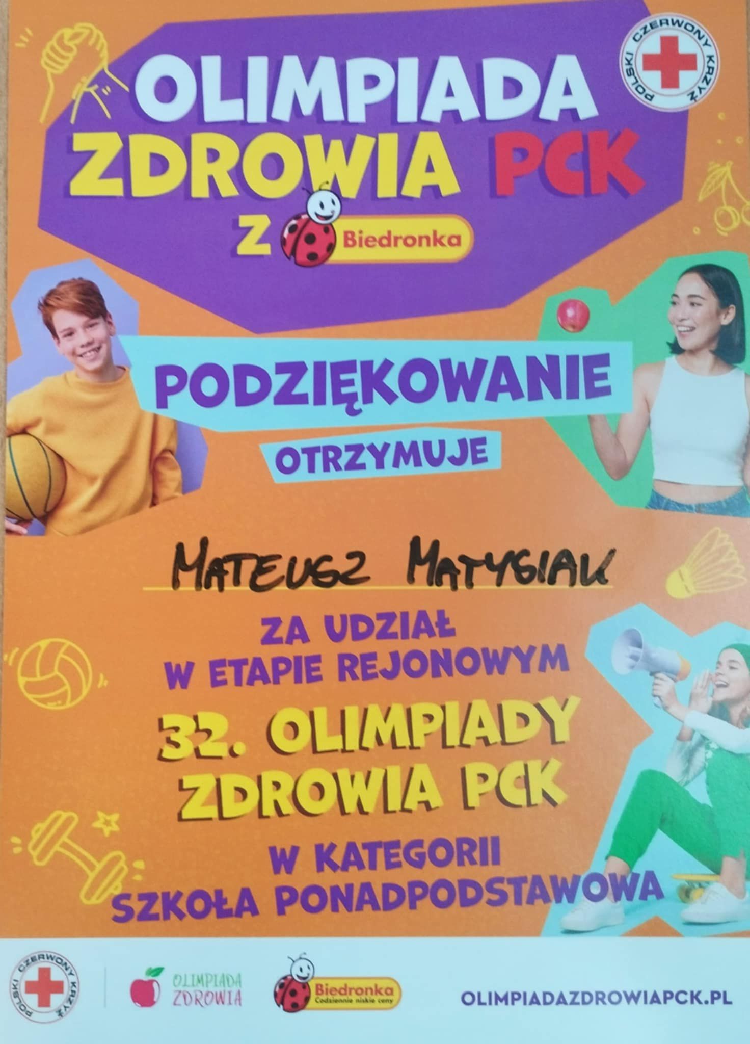 Na obrazku widać dyplom