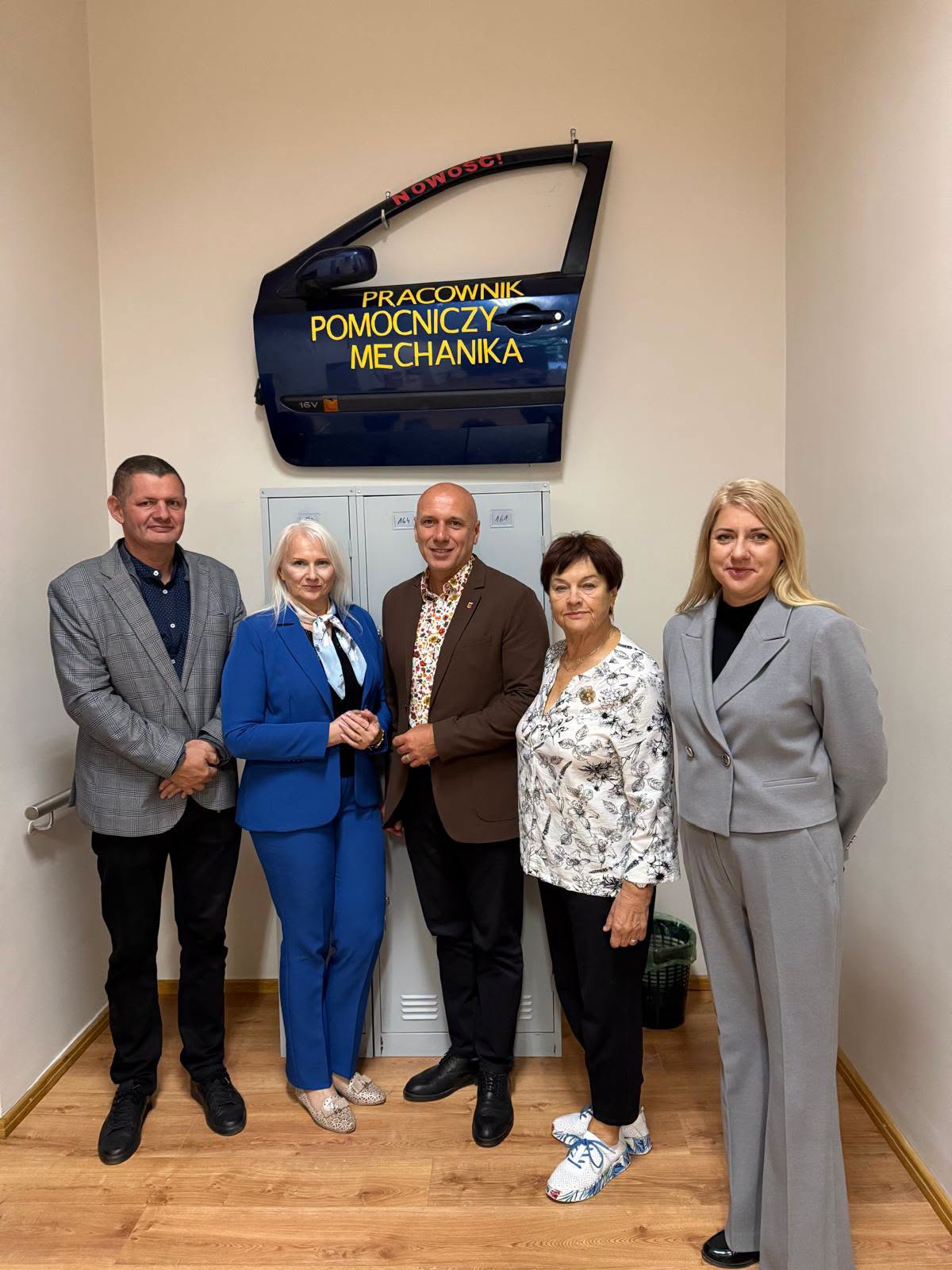 nowoczesna pracownia w SOSW w Żarach