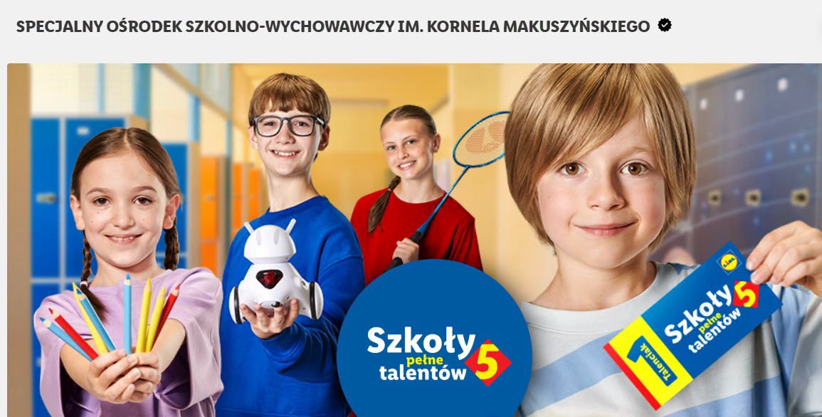 Na obrazku widać : 4 osoby